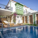 Elin Alacati Hotell