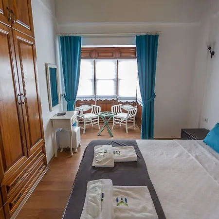 Elin Alacati * Çeşme