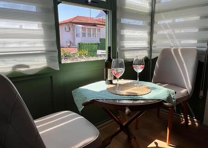 Elin Alacati Отель