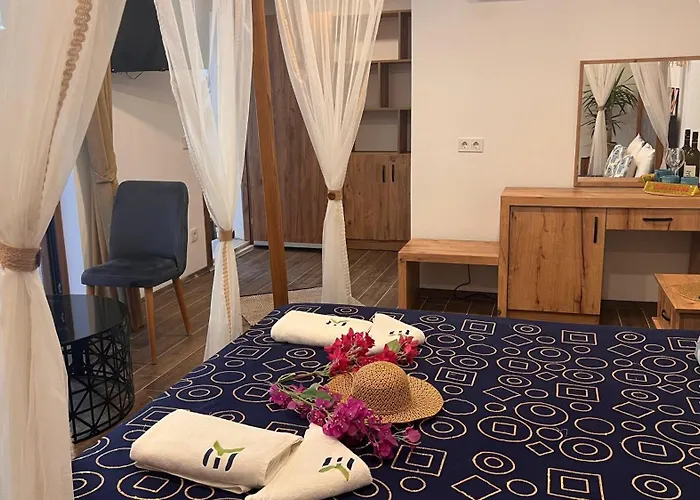 Elin Alacati Отель *