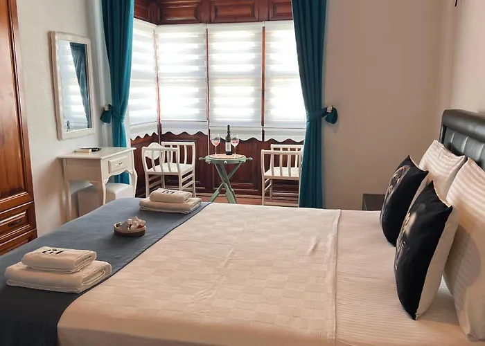 Elin Alacati Отель