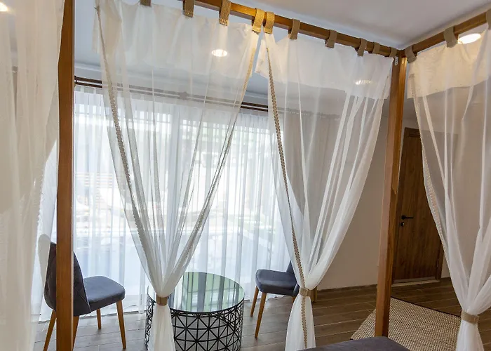 Elin Alacati Отель *