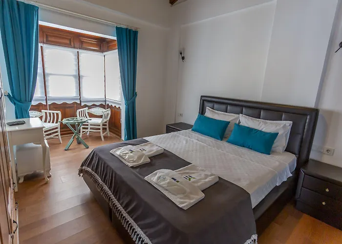 Elin Alacati Отель